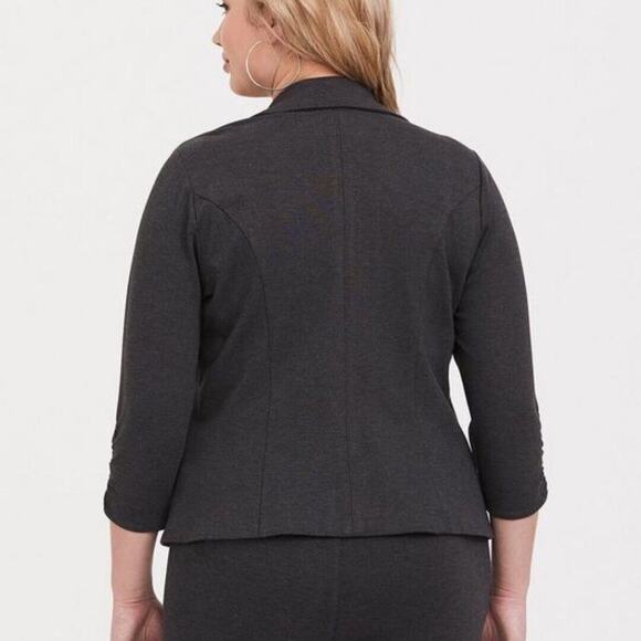 Torrid Studio Ponte Tailored Fit Blazer Plus Size 2 2X - Picture 2 of 7